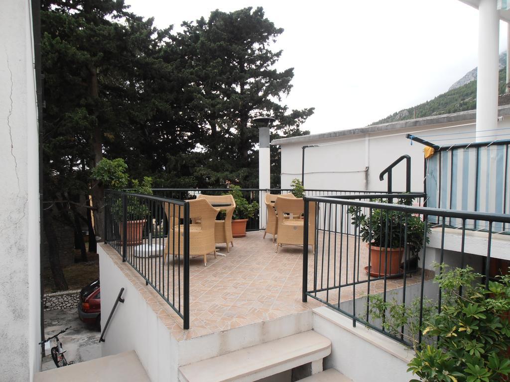 Apartment Perovic Baška Voda Dış mekan fotoğraf