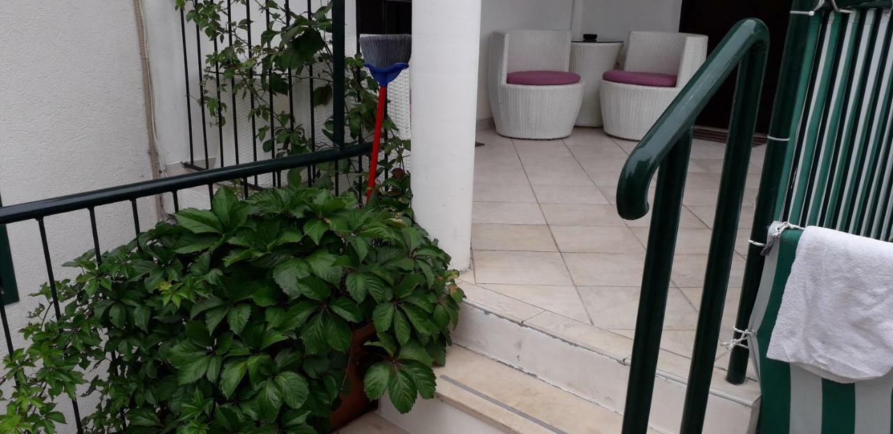 Apartment Perovic Baška Voda Dış mekan fotoğraf